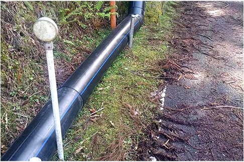 Fall eines kleinen Wasserkraftnetzsystems in Japan